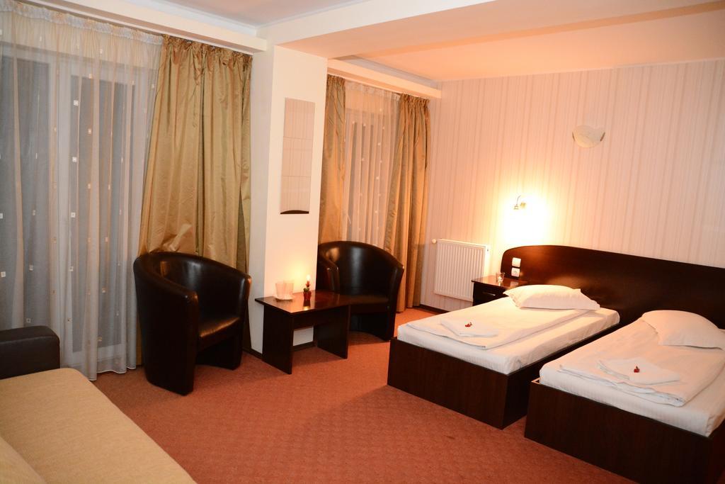 Hotel Art Montana Predeal Zimmer foto